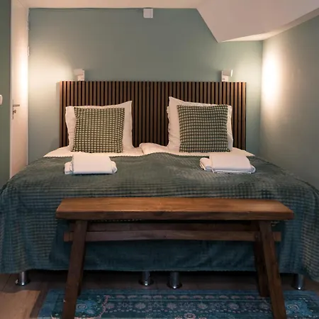 1001 Nights Boutique Lofts 2* 하를렘