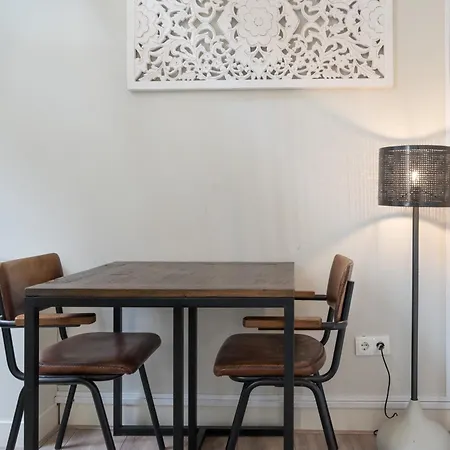 호텔 1001 Nights Boutique Lofts 2*