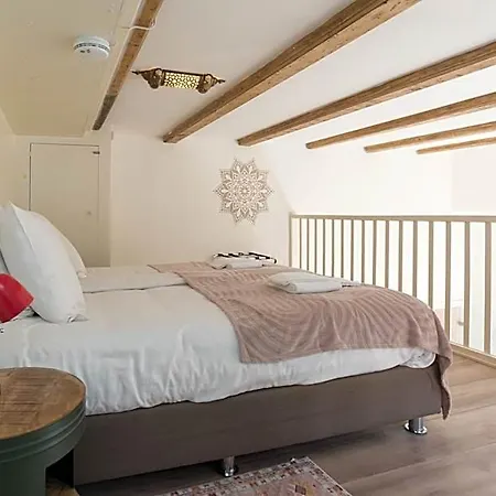 Hotel 1001 Nights Boutique Lofts Haarlem