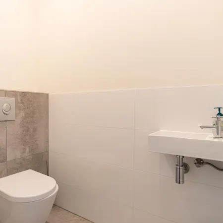 1001 Nights Boutique Lofts Hotel Haarlem