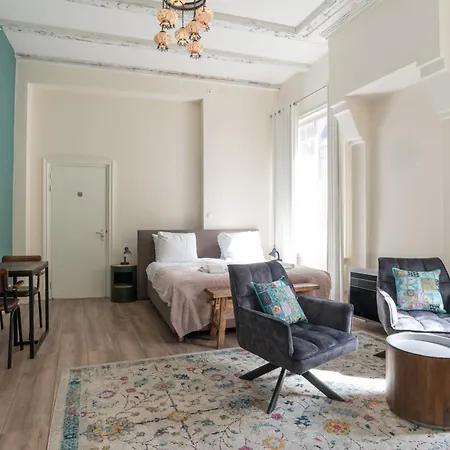 1001 Nights Boutique Lofts 3* Haarlem